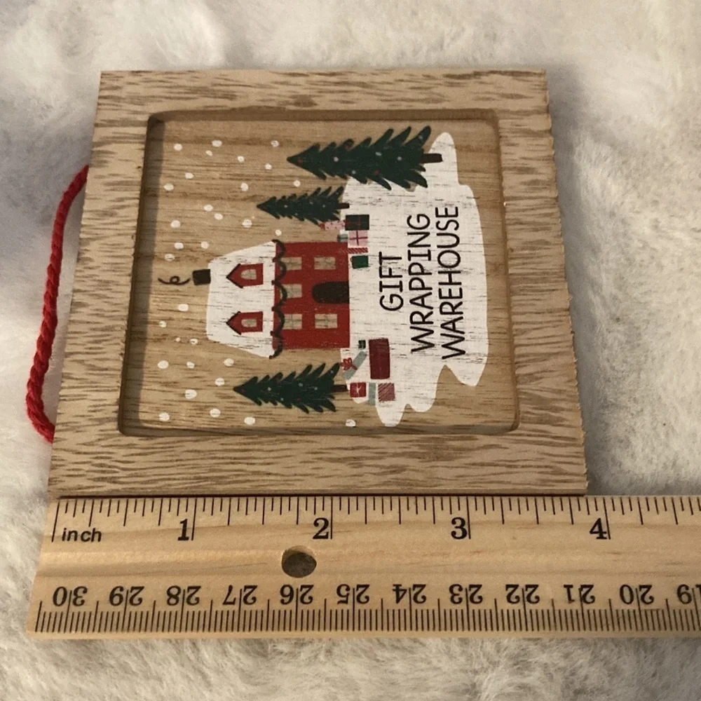 Target BP 2019 Mini Hanging Christmas Signs